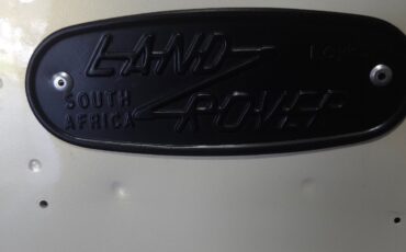 Land-Rover-Defender-1972-SUV-19