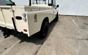 Land-Rover-Defender-1972-SUV-22