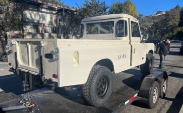 Land-Rover-Defender-1972-SUV-39