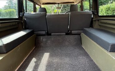 Land-Rover-Defender-1978-SUV-15