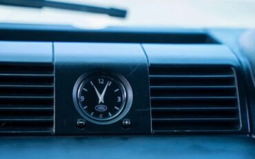 Land-Rover-Defender-1986-Truck-17