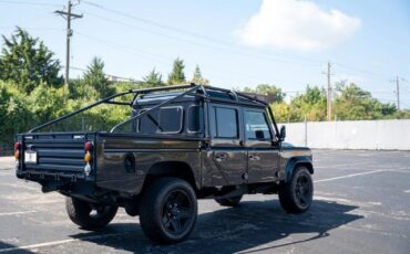 Land-Rover-Defender-1986-Truck-3