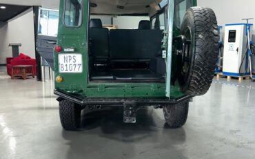 Land-Rover-Defender-1989-SUV-11