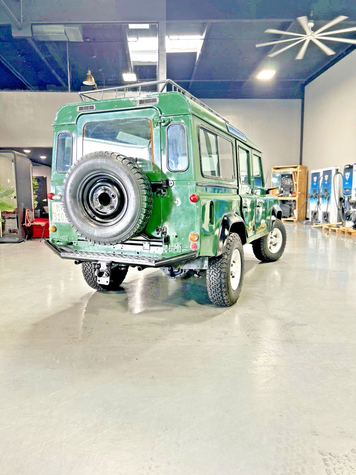 Land-Rover-Defender-1989-SUV-20