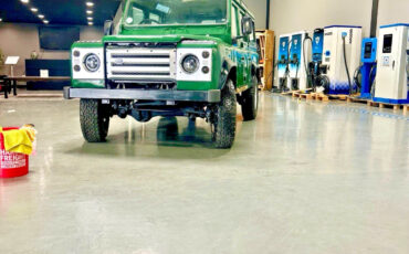 Land-Rover-Defender-1989-SUV-23