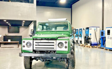 Land-Rover-Defender-1989-SUV-3