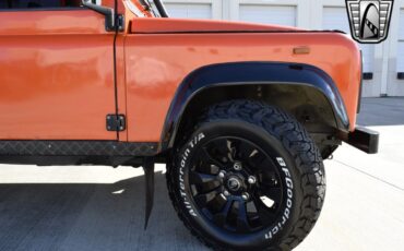 Land-Rover-Defender-1989-other-11