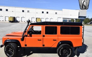 Land-Rover-Defender-1989-other-2