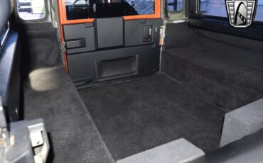 Land-Rover-Defender-1989-other-31