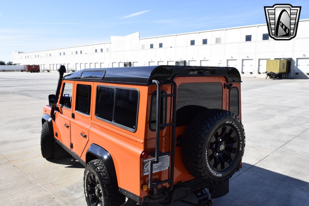 Land-Rover-Defender-1989-other-37