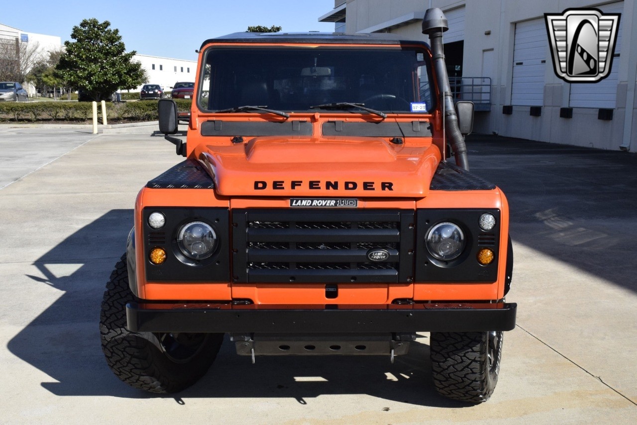 Land-Rover-Defender-1989-other-6