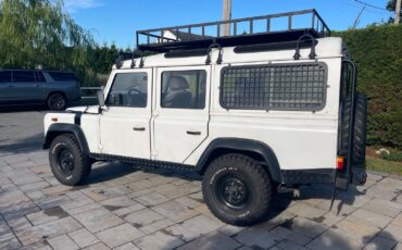 Land-Rover-Defender-1991-SUV-1