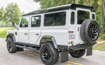Land-Rover-Defender-1991-SUV-12