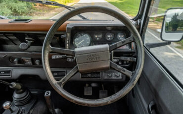 Land-Rover-Defender-1991-SUV-20