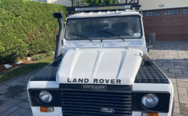Land-Rover-Defender-1991-SUV-3