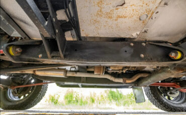 Land-Rover-Defender-1991-SUV-31