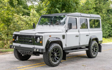 Land-Rover-Defender-1991-SUV