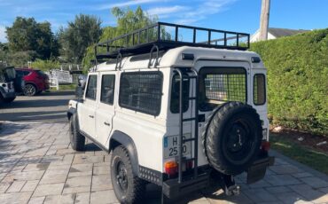 Land-Rover-Defender-1991-SUV-5