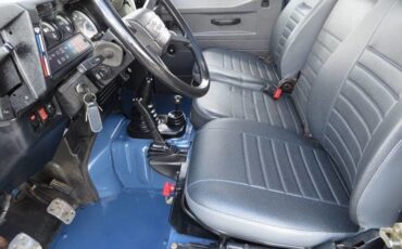Land-Rover-Defender-1991-SUV-9