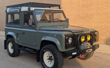 Land-Rover-Defender-1992-SUV