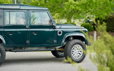 Land-Rover-Defender-1993-10