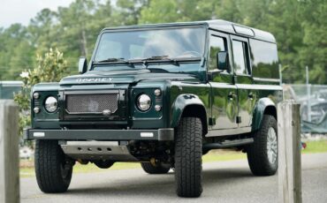 Land-Rover-Defender-1993-2