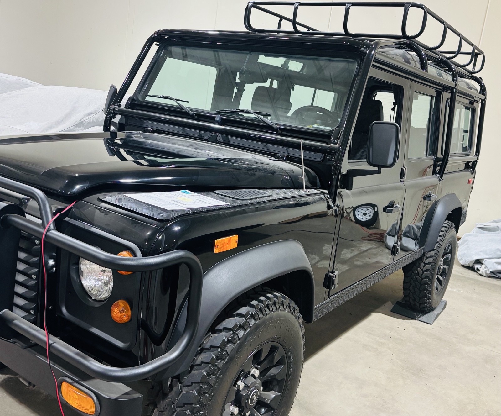 Land-Rover-Defender-1993-3