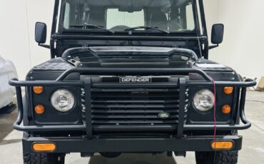 Land-Rover-Defender-1993