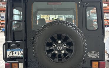 Land-Rover-Defender-1993-5