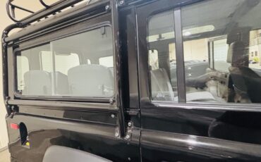 Land-Rover-Defender-1993-7