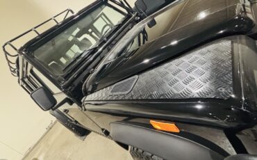 Land-Rover-Defender-1993-9