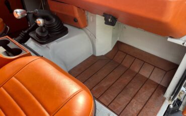 Land-Rover-Defender-1993-SUV-16