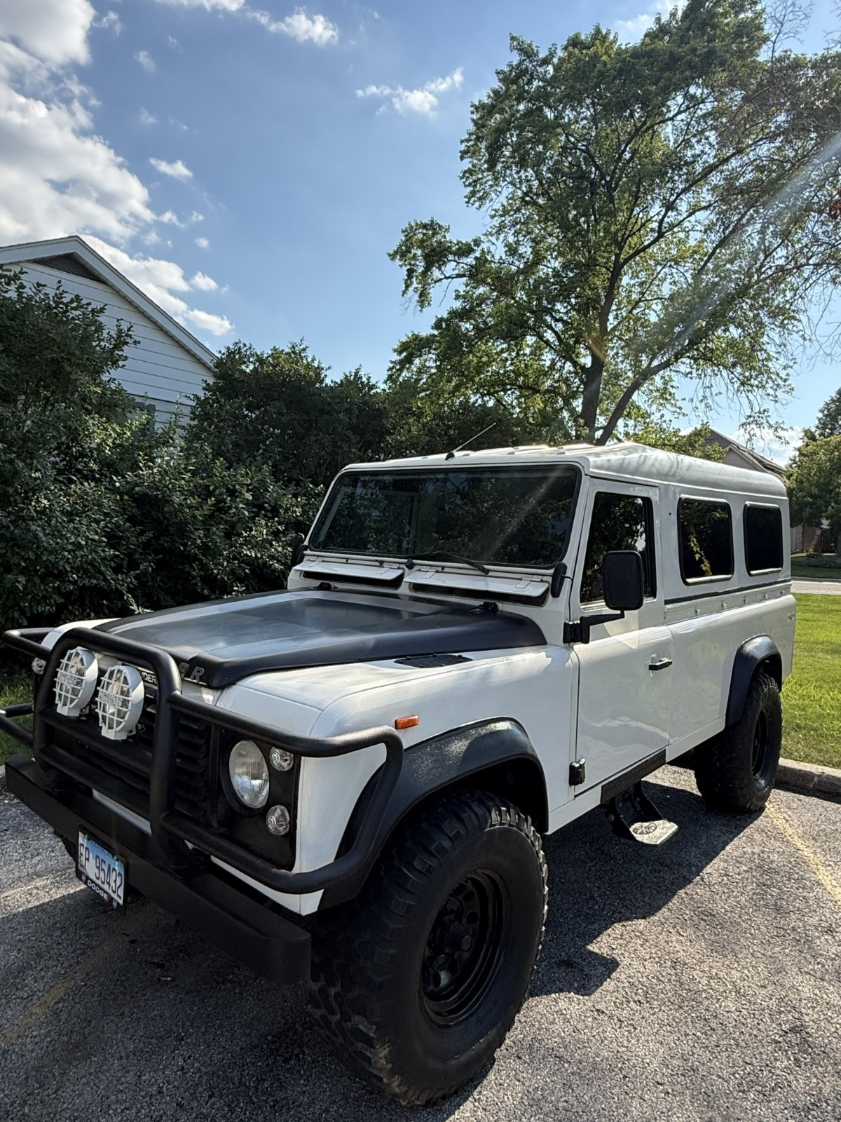 Land-Rover-Defender-1993-SUV-5