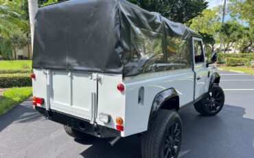 Land-Rover-Defender-1993-SUV-7