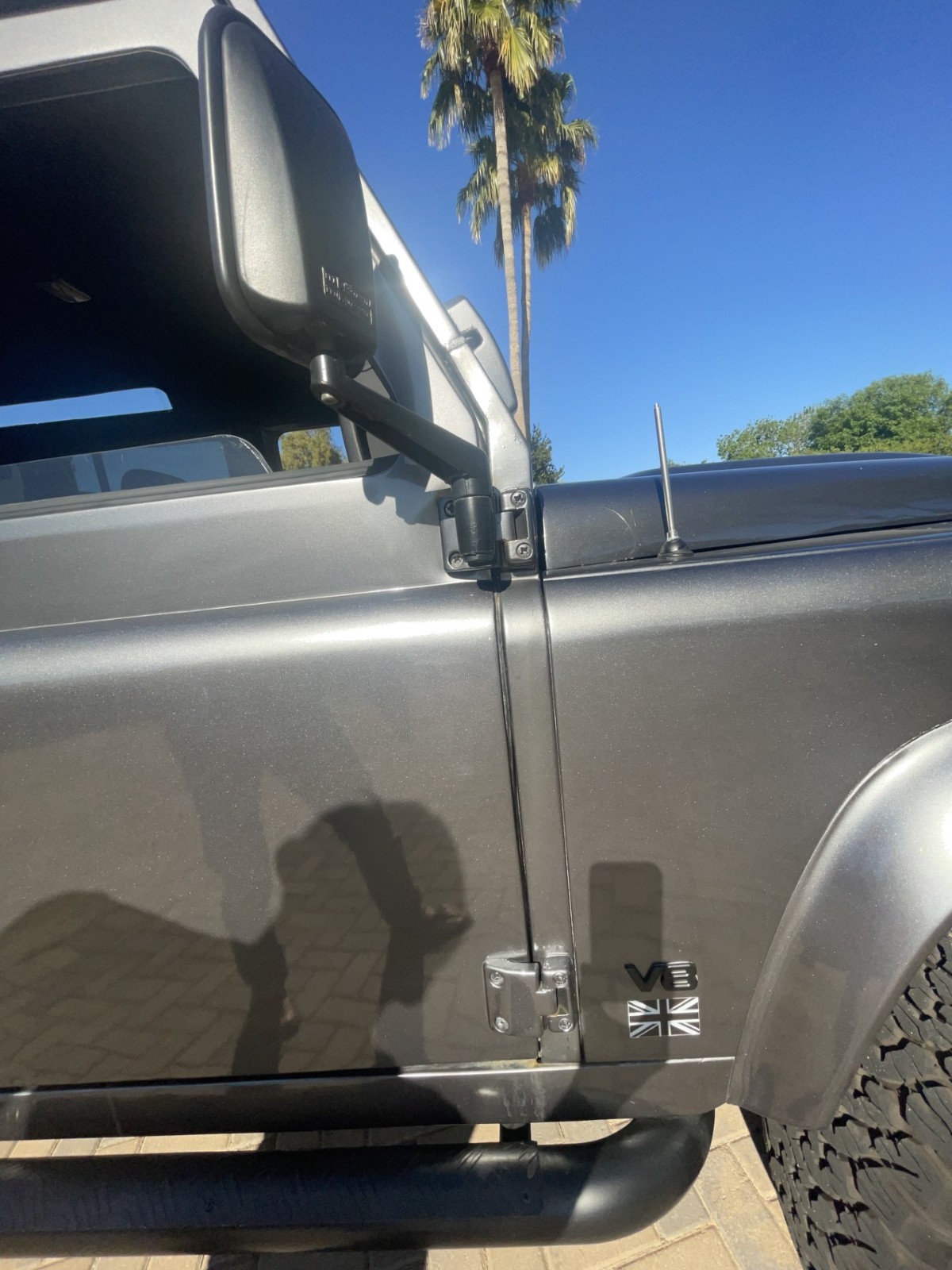 Land-Rover-Defender-1994-SUV-25