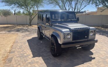 Land-Rover-Defender-1994-SUV
