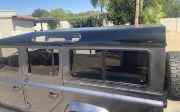 Land-Rover-Defender-1994-SUV-6
