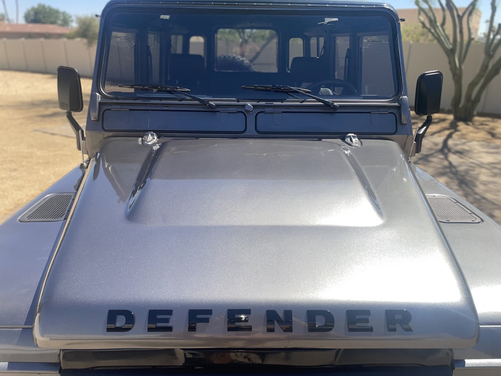 Land-Rover-Defender-1994-SUV-8
