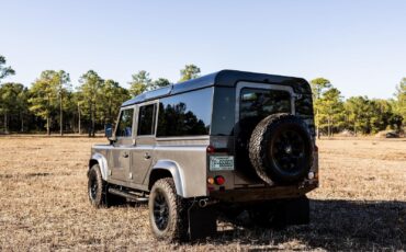 Land-Rover-Defender-1995-Station-Wagon-13