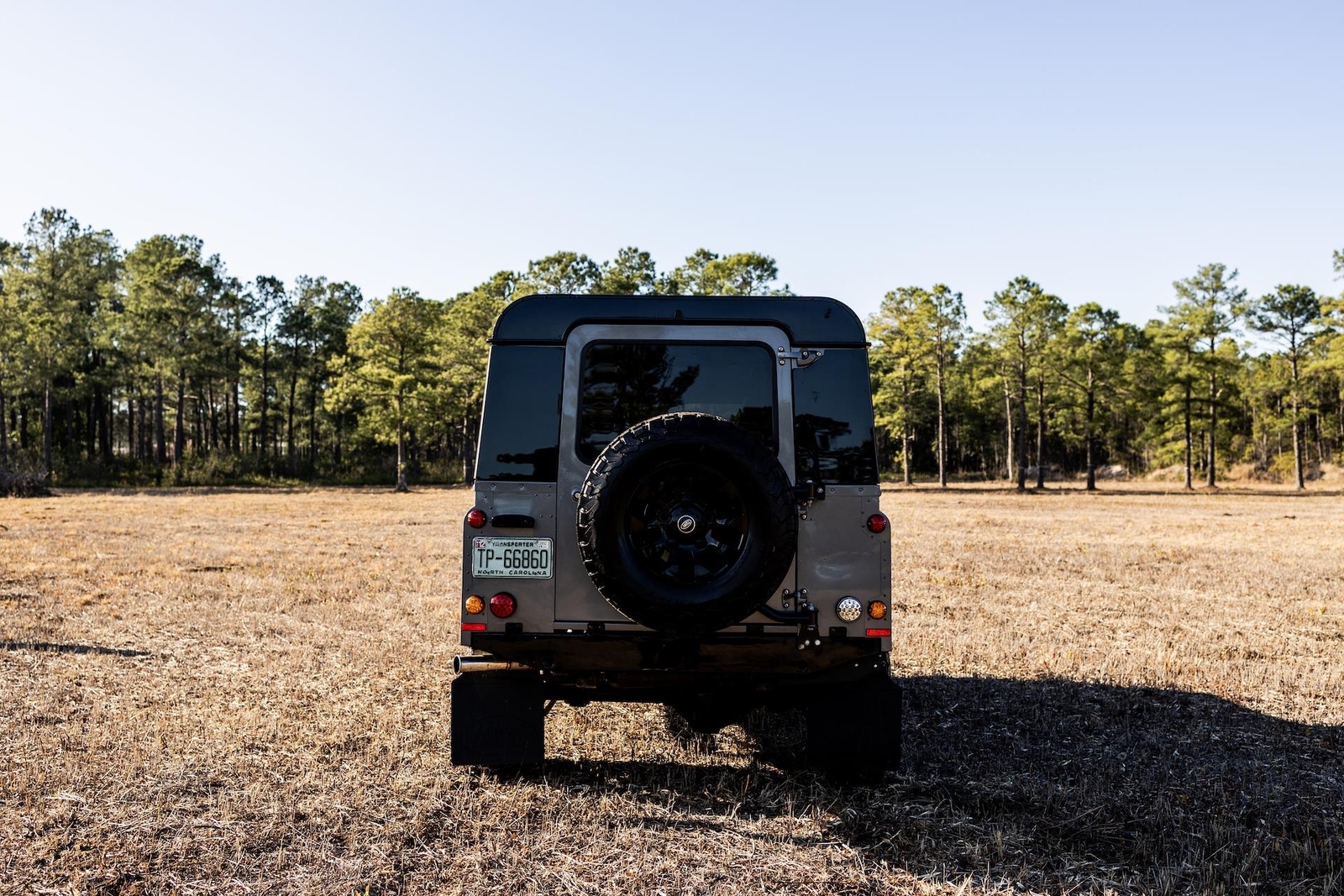 Land-Rover-Defender-1995-Station-Wagon-14