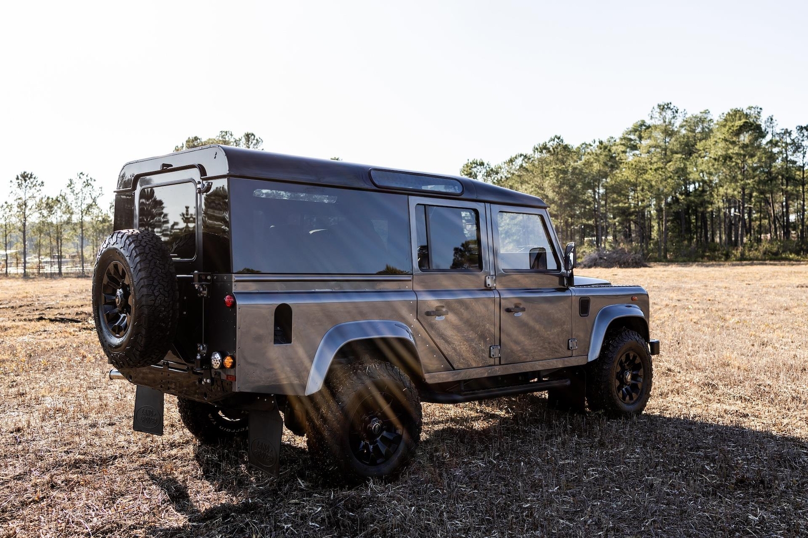 Land-Rover-Defender-1995-Station-Wagon-16