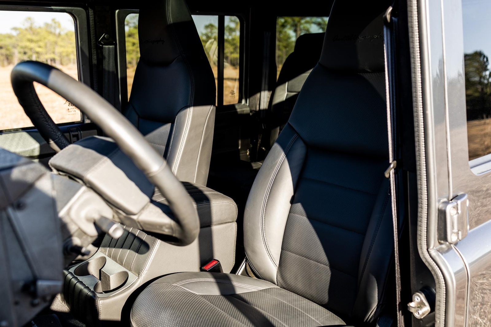 Land-Rover-Defender-1995-Station-Wagon-22