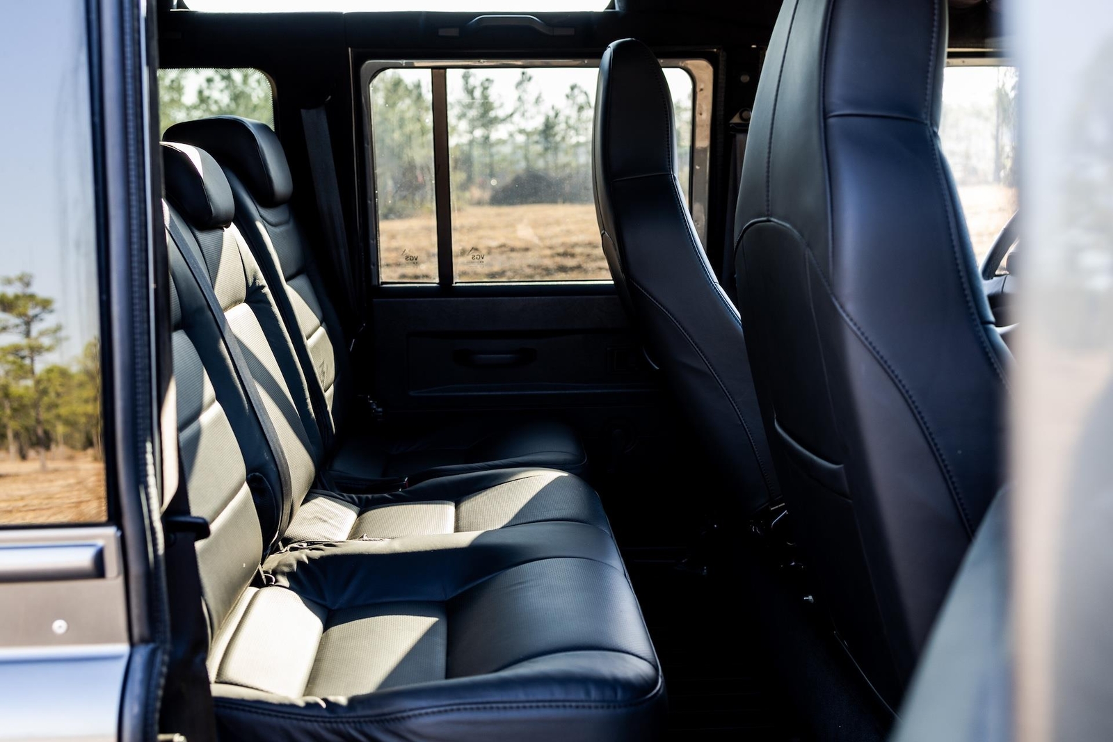 Land-Rover-Defender-1995-Station-Wagon-28