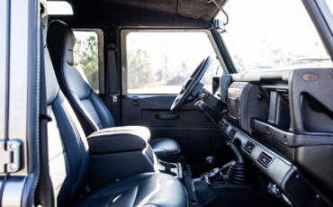 Land-Rover-Defender-1995-Station-Wagon-29