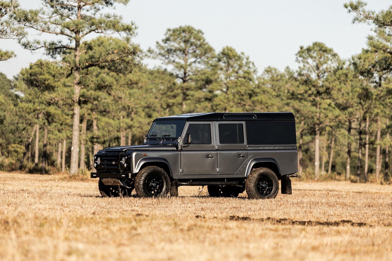 Land-Rover-Defender-1995-Station-Wagon-39