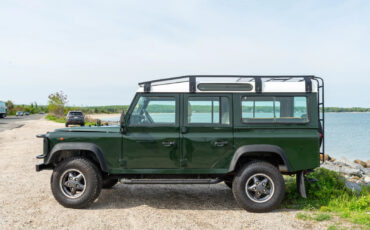 Land-Rover-Defender-1996-1