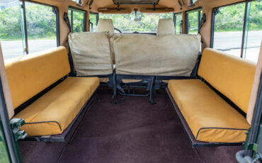 Land-Rover-Defender-1996-22