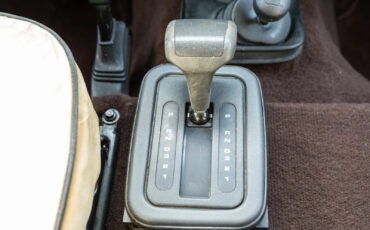 Land-Rover-Defender-1996-28