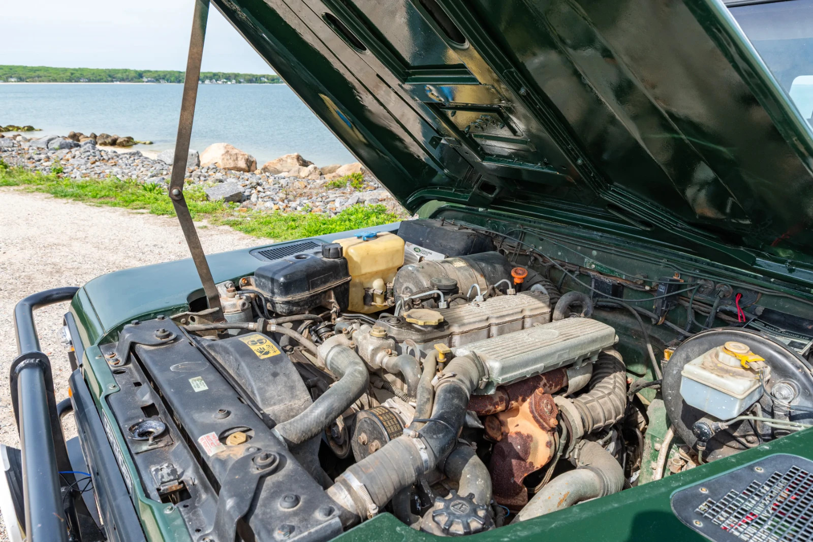 Land-Rover-Defender-1996-29