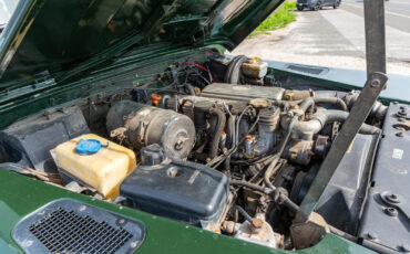 Land-Rover-Defender-1996-31